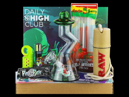 Daily High Club March 2022 Alien Invasion Smoking Box For Discount